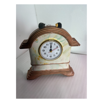 Hedgehog Vintage -Inspired Mantel Clock