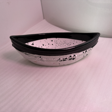 Boat Dish Black/white